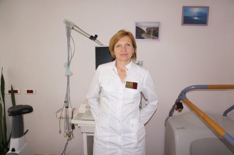 Винокурова Ирина Геннадьевна, заведующая отделением функциональной диагностики, врач высшей категории, кандидат медицинских наук